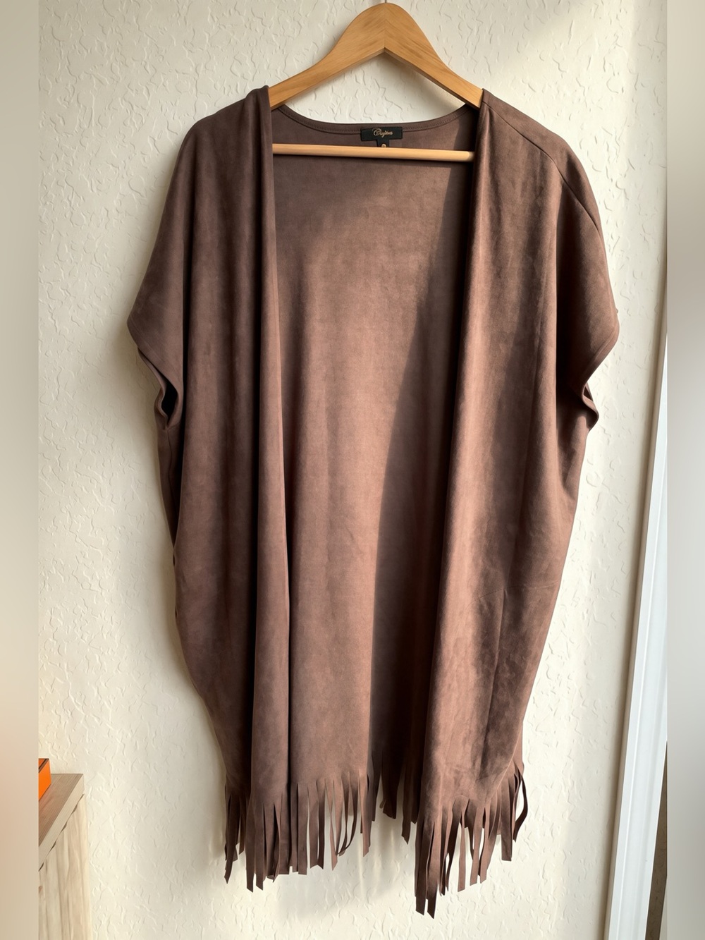 ✨NWOT Cupio Faux Suede Open Front Fringe Vest Brown